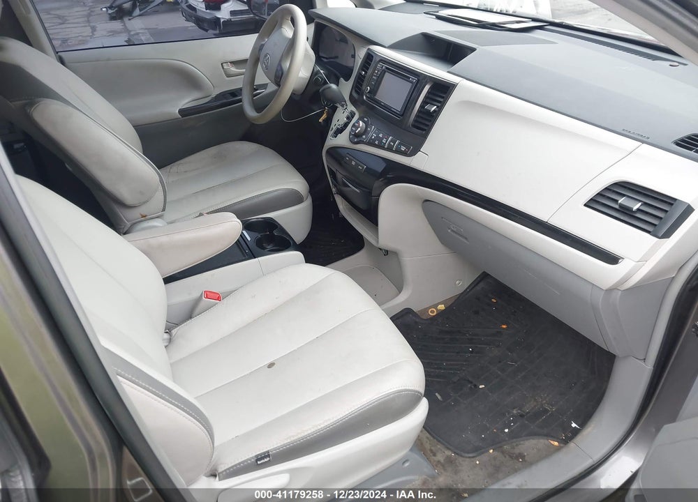 2013 TOYOTA SIENNA VIN: 5TDKK3DC7DS324056