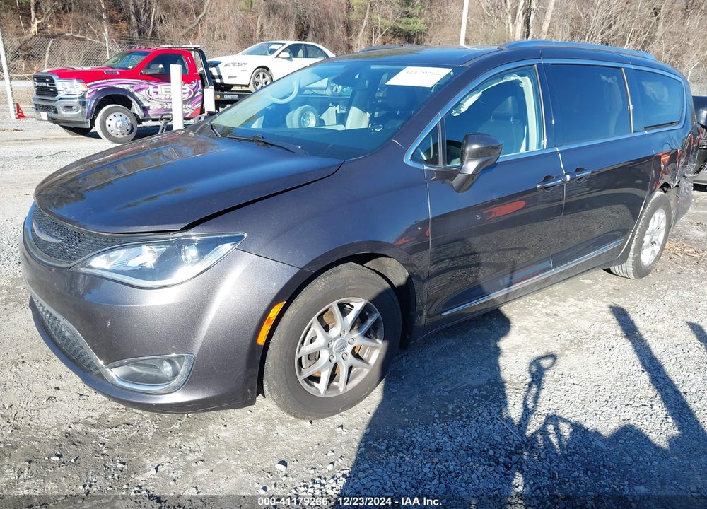 2020 CHRYSLER PACIFICA TOURING L VIN: 2C4RC1BG7LR274191