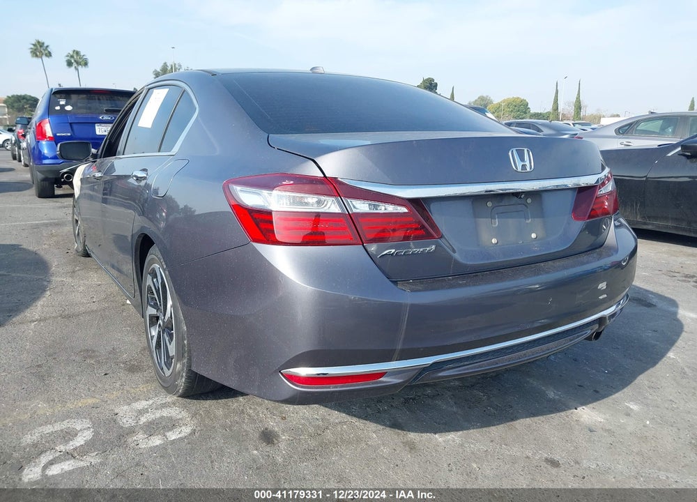 2017 HONDA ACCORD EX-L VIN: 1HGCR2F87HA029871