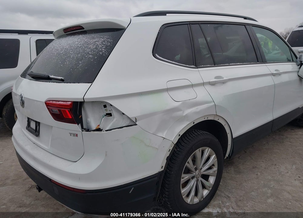 2018 VOLKSWAGEN TIGUAN 2.0T S VIN: 3VV1B7AX1JM088107