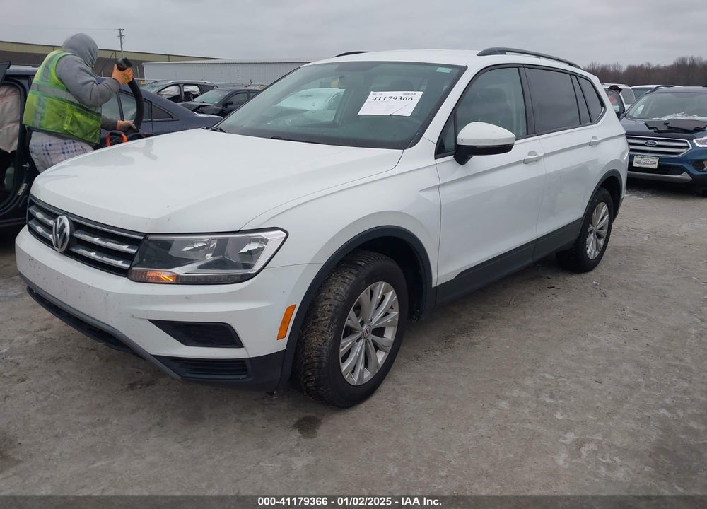 2018 VOLKSWAGEN TIGUAN 2.0T S VIN: 3VV1B7AX1JM088107