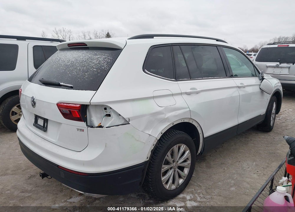 2018 VOLKSWAGEN TIGUAN 2.0T S VIN: 3VV1B7AX1JM088107