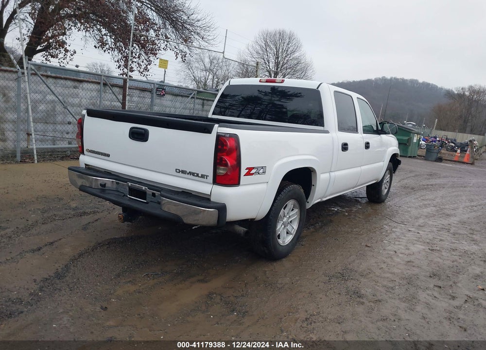 2005 CHEVROLET SILVERADO 1500 Z71 VIN: 2GCEK13T451333759