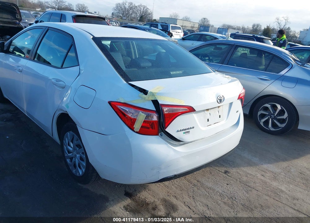 2018 TOYOTA COROLLA L/LE/XLE/SE/XSE VIN: 2T1BURHE0JC117960