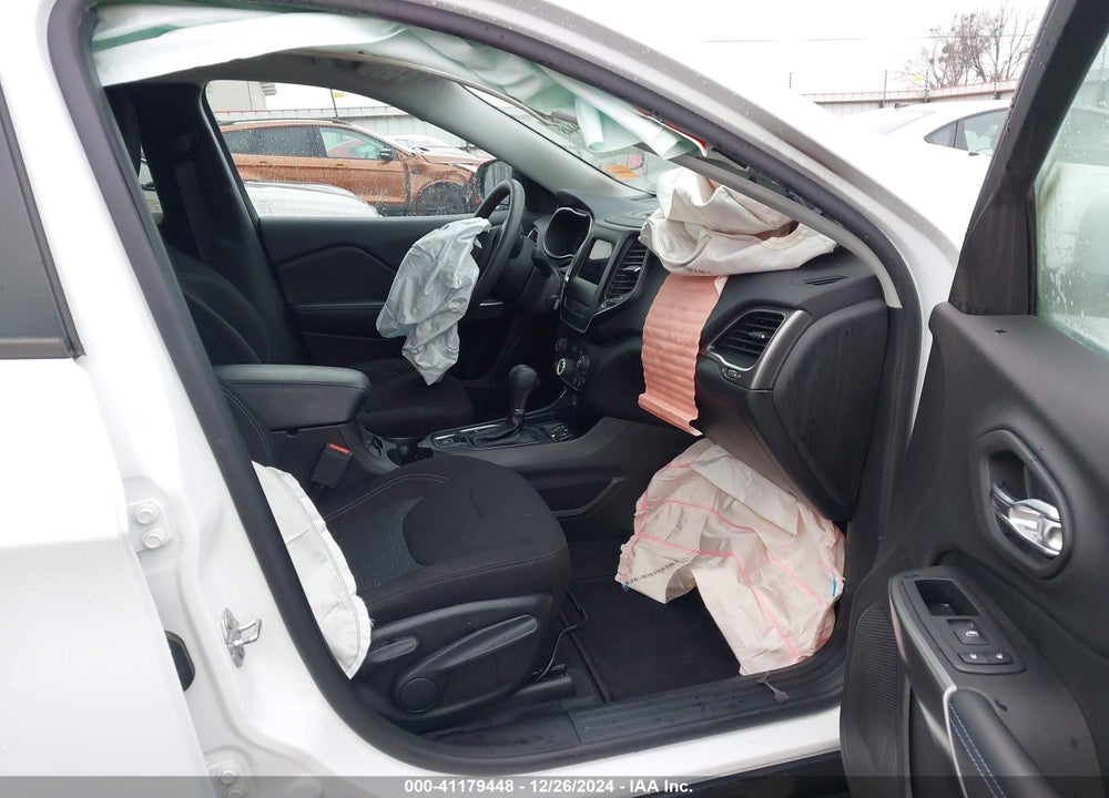 2020 JEEP CHEROKEE LATITUDE FWD VIN: 1C4PJLCB2LD535726