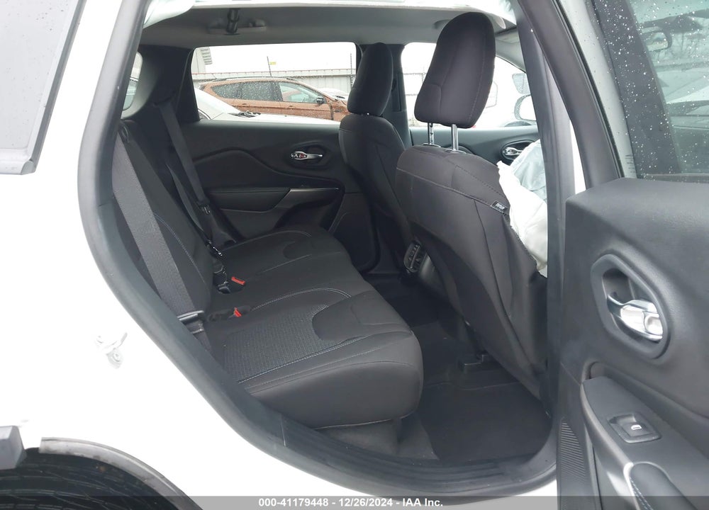 2020 JEEP CHEROKEE LATITUDE FWD VIN: 1C4PJLCB2LD535726