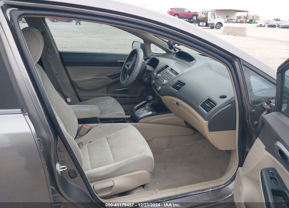 2009 HONDA CIVIC VIN: 1HGFA16579L025281