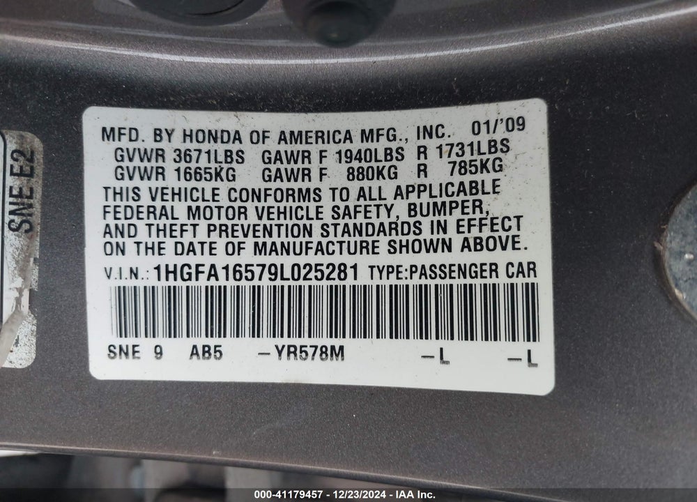 2009 HONDA CIVIC VIN: 1HGFA16579L025281