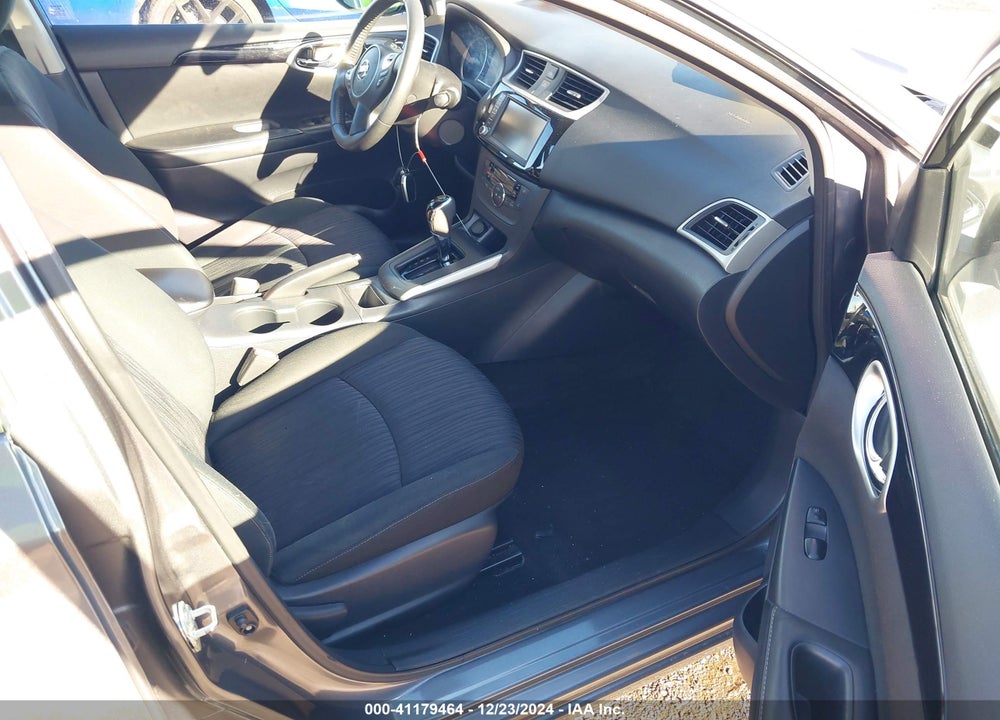 2019 NISSAN SENTRA SV VIN: 3N1AB7AP3KL625939