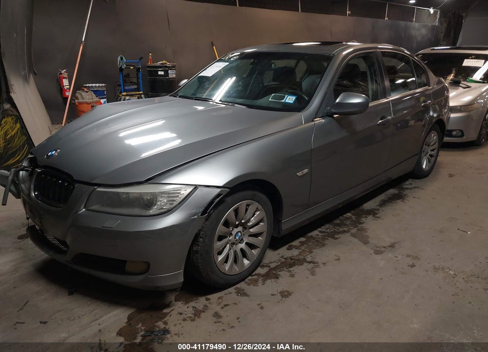 2009 BMW 328I VIN: WBAPH57549NL80088