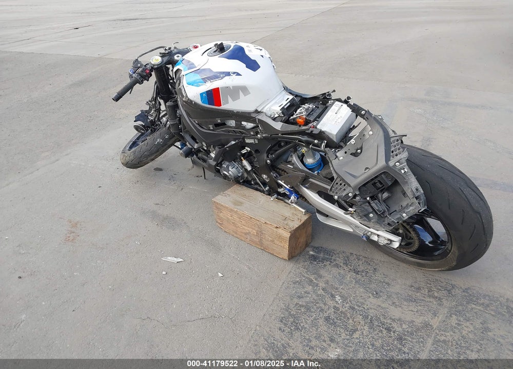 2022 BMW M 1000 RR VIN: WB10E7307N6F85850
