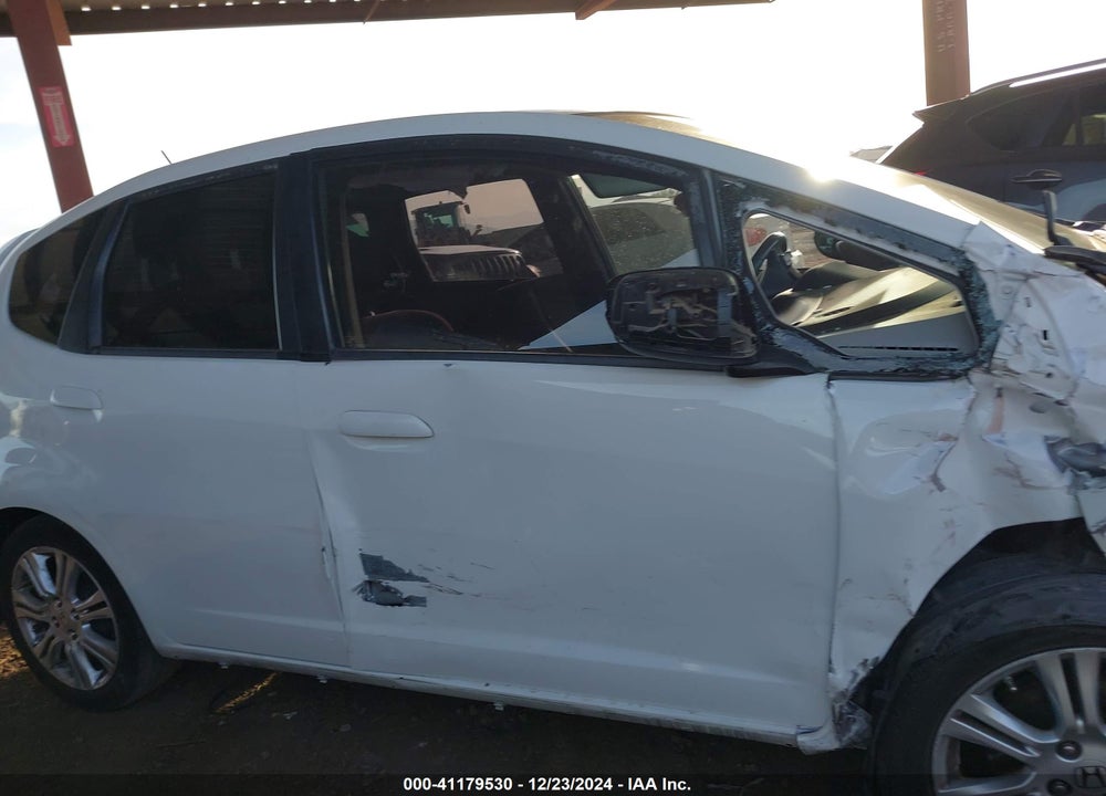 2010 HONDA FIT SPORT VIN: JHMGE8H4XAC027954
