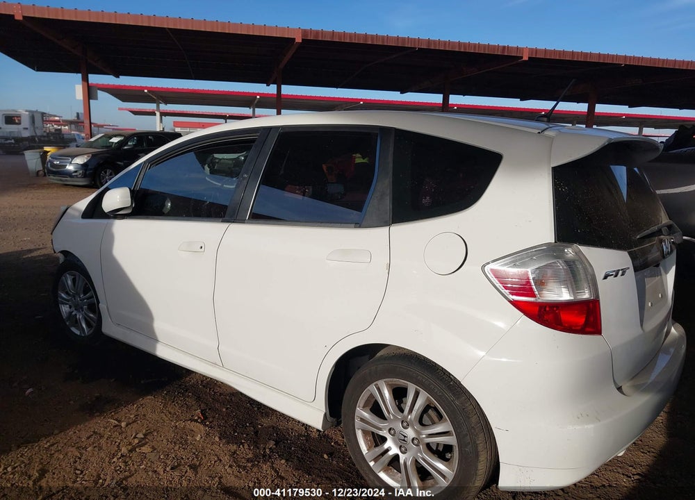 2010 HONDA FIT SPORT VIN: JHMGE8H4XAC027954
