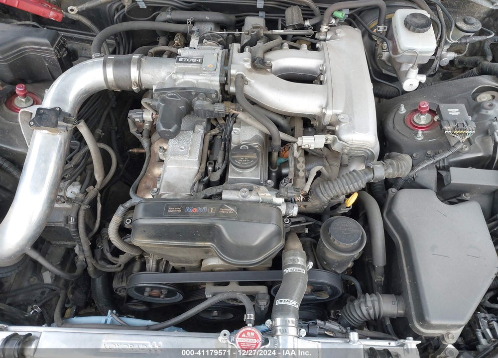 2002 LEXUS IS 300 BASE W/5-SPEED MANUAL VIN: JTHBD192820062867