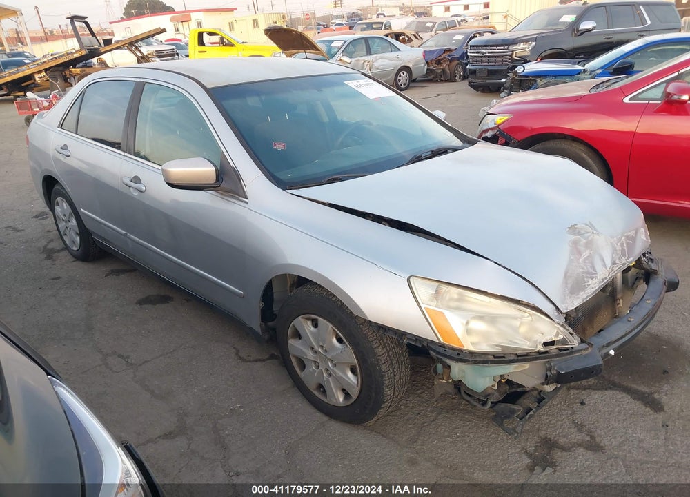 2004 HONDA ACCORD 2.4 LX VIN: JHMCM563X4C002499