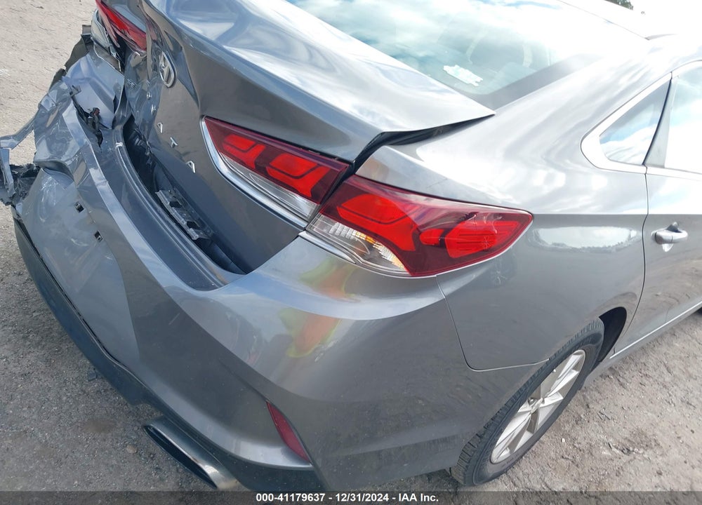 2019 HYUNDAI SONATA VIN: 5NPE24AF8KH800304
