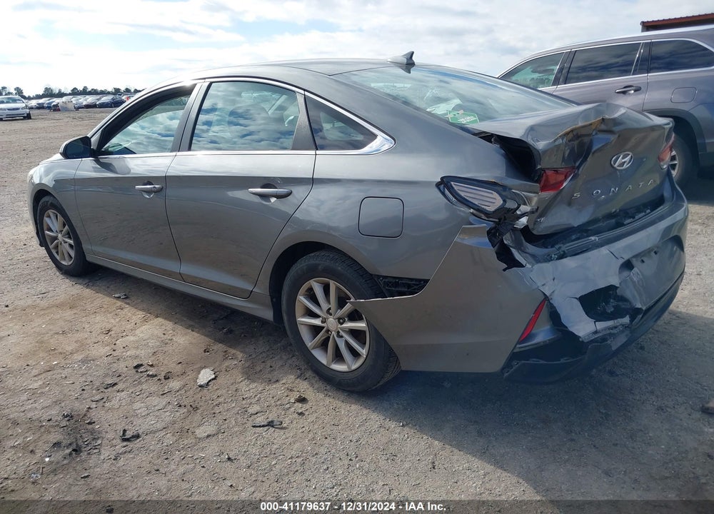 2019 HYUNDAI SONATA VIN: 5NPE24AF8KH800304