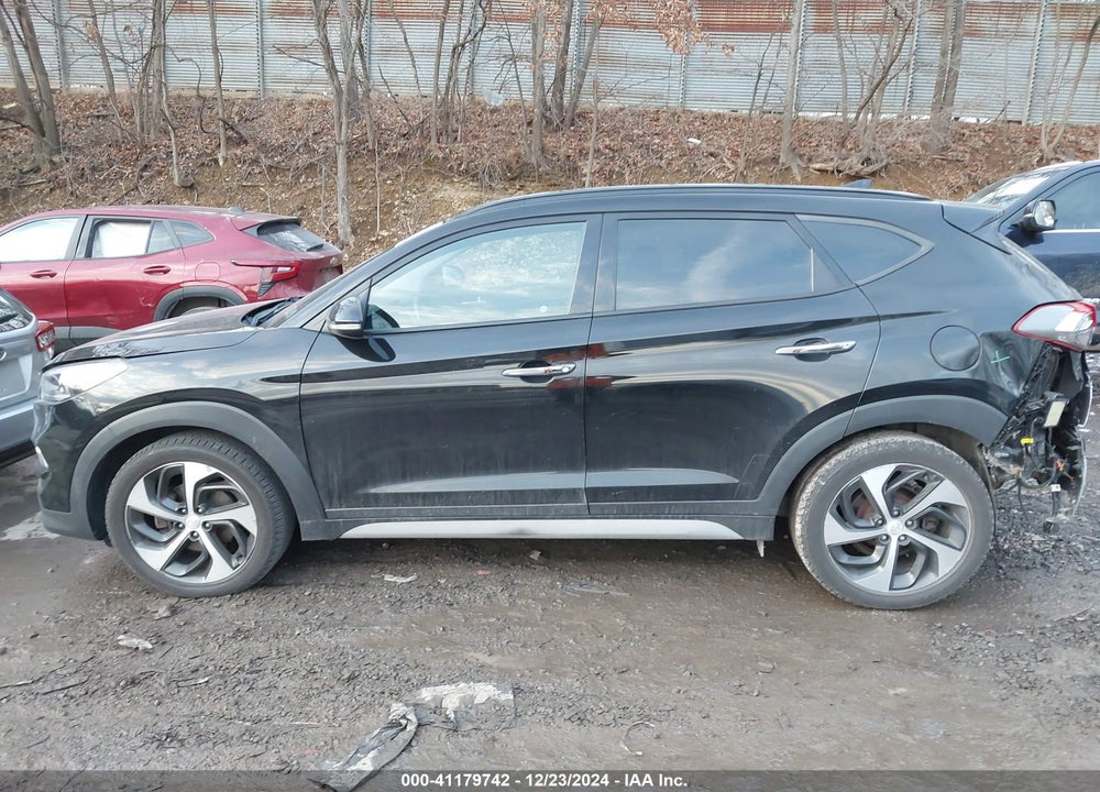 2018 HYUNDAI TUCSON LIMITED VIN: KM8J3CA23JU655546