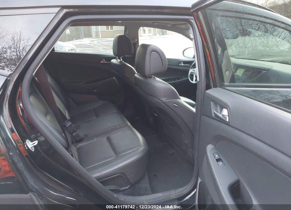 2018 HYUNDAI TUCSON LIMITED VIN: KM8J3CA23JU655546