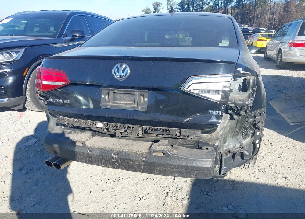 2015 VOLKSWAGEN JETTA 2.0L TDI SE VIN: 3VWLA7AJ9FM271202