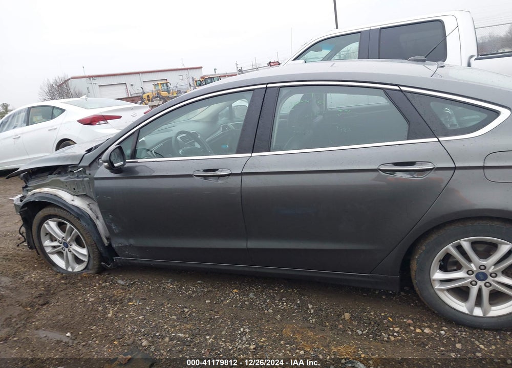 2018 FORD FUSION VIN: 3FA6P0HD6JR130711
