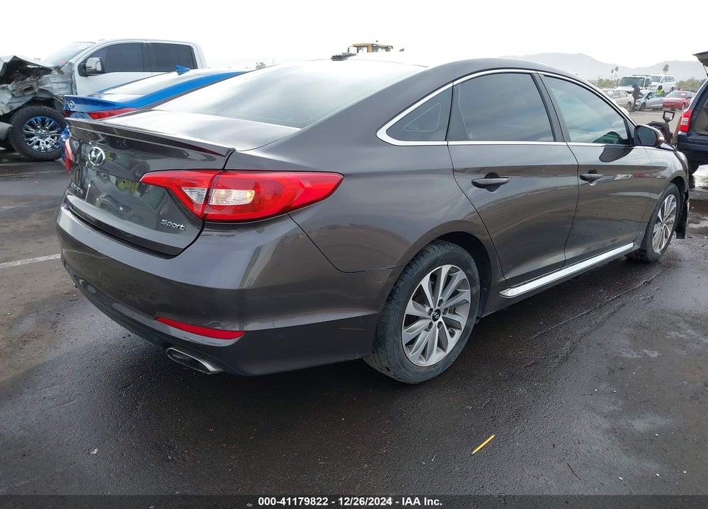 2015 HYUNDAI SONATA SPORT VIN: 5NPE34AF7FH030924