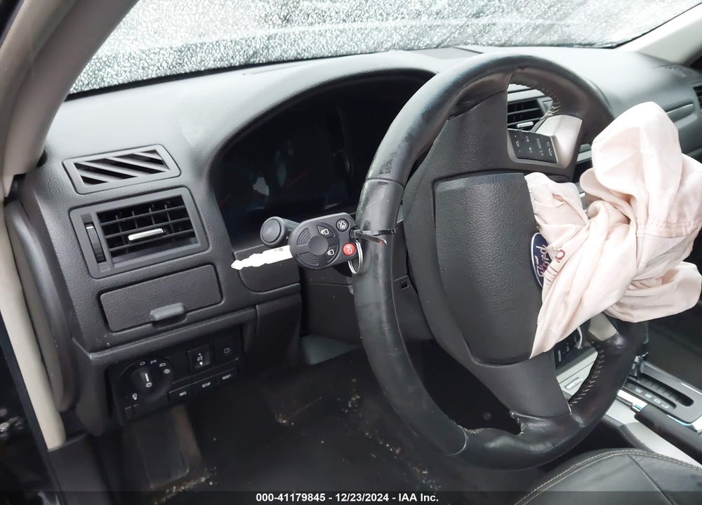 2010 FORD FUSION VIN: 3FAHP0JA2AR173340