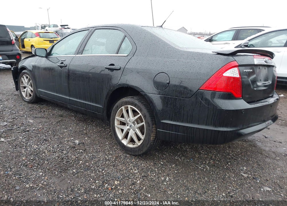 2010 FORD FUSION VIN: 3FAHP0JA2AR173340