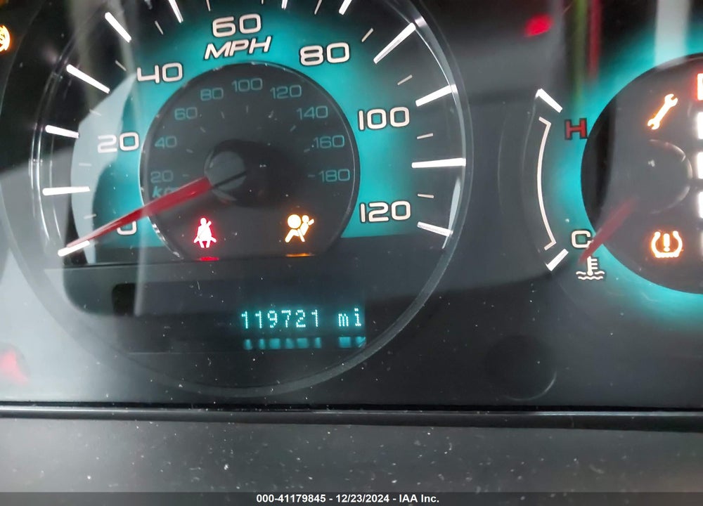 2010 FORD FUSION VIN: 3FAHP0JA2AR173340