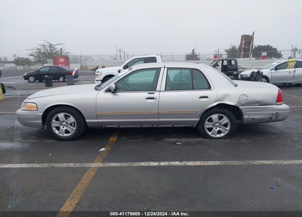 2011 FORD CROWN VICTORIA LX VIN: 2FABP7EVXBX139225