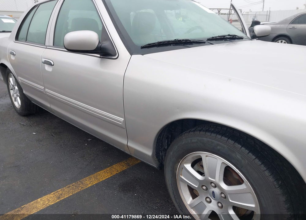 2011 FORD CROWN VICTORIA LX VIN: 2FABP7EVXBX139225