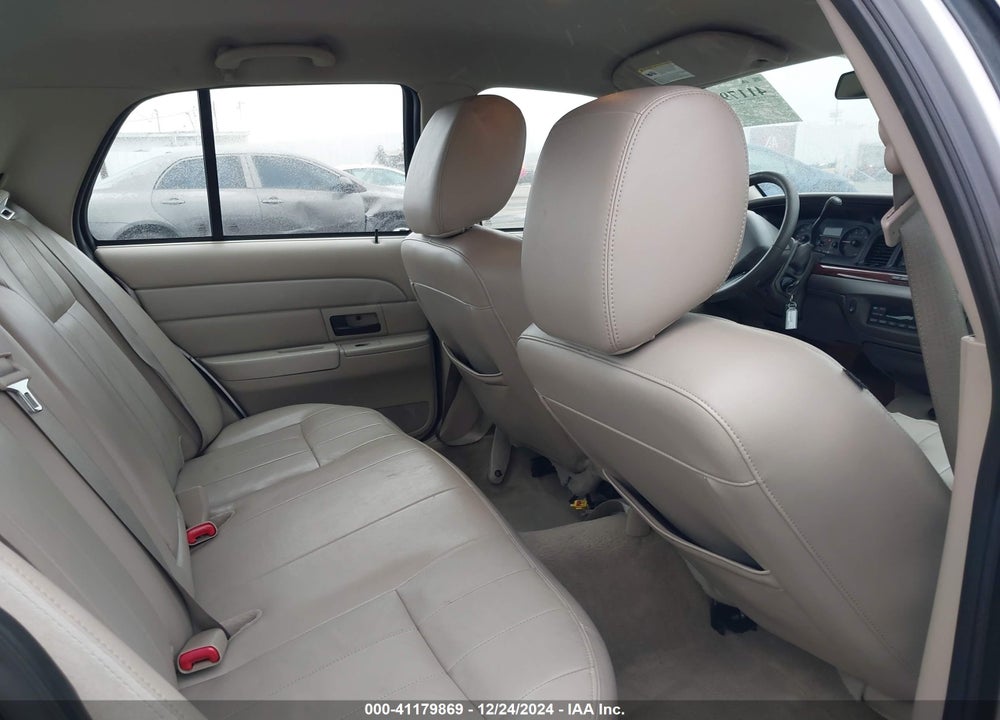 2011 FORD CROWN VICTORIA LX VIN: 2FABP7EVXBX139225