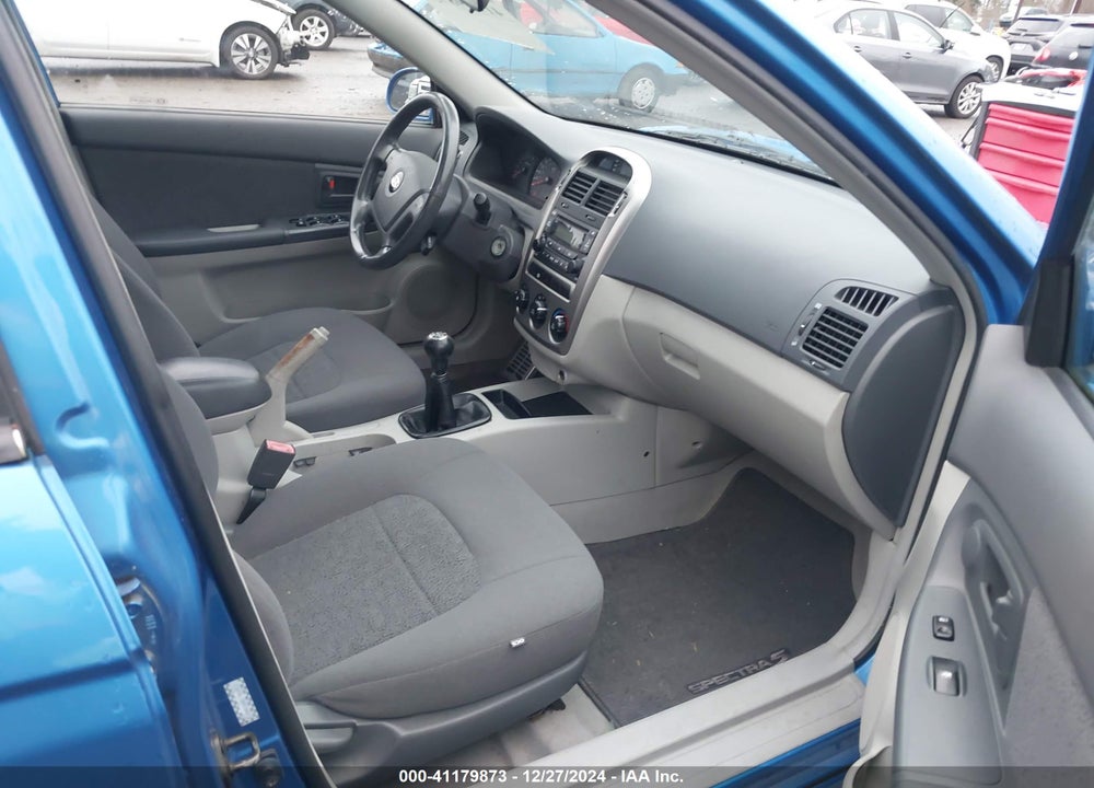 2006 KIA SPECTRA5 VIN: KNAFE161X65328116