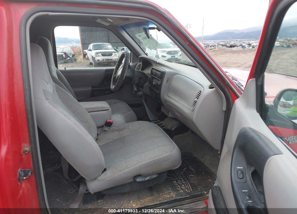 2000 FORD RANGER SUPER CAB VIN: 1FTZR15X1YPA28174