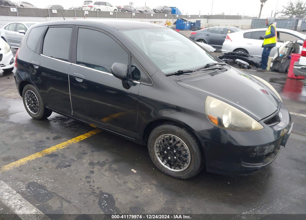 2008 HONDA FIT VIN: JHMGD37418S071414