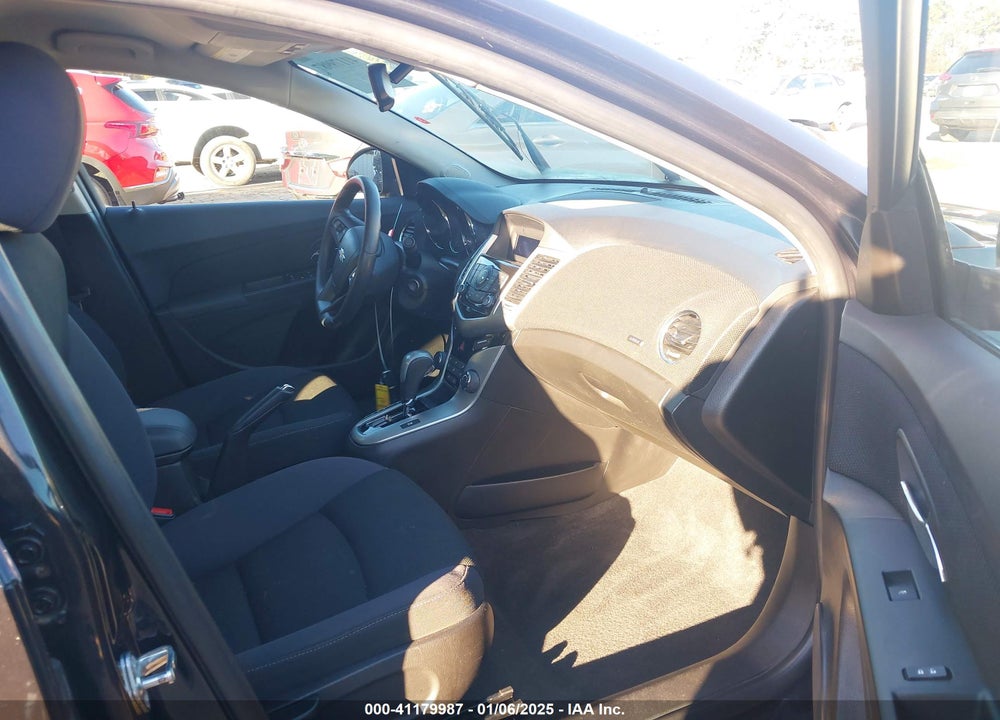 2015 CHEVROLET CRUZE 1LT AUTO VIN: 1G1PC5SB1F7193723