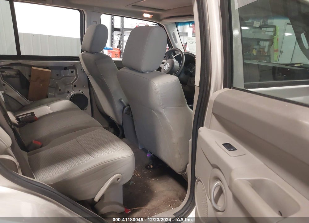 2007 JEEP COMMANDER SPORT VIN: 1J8HG48K27C637260