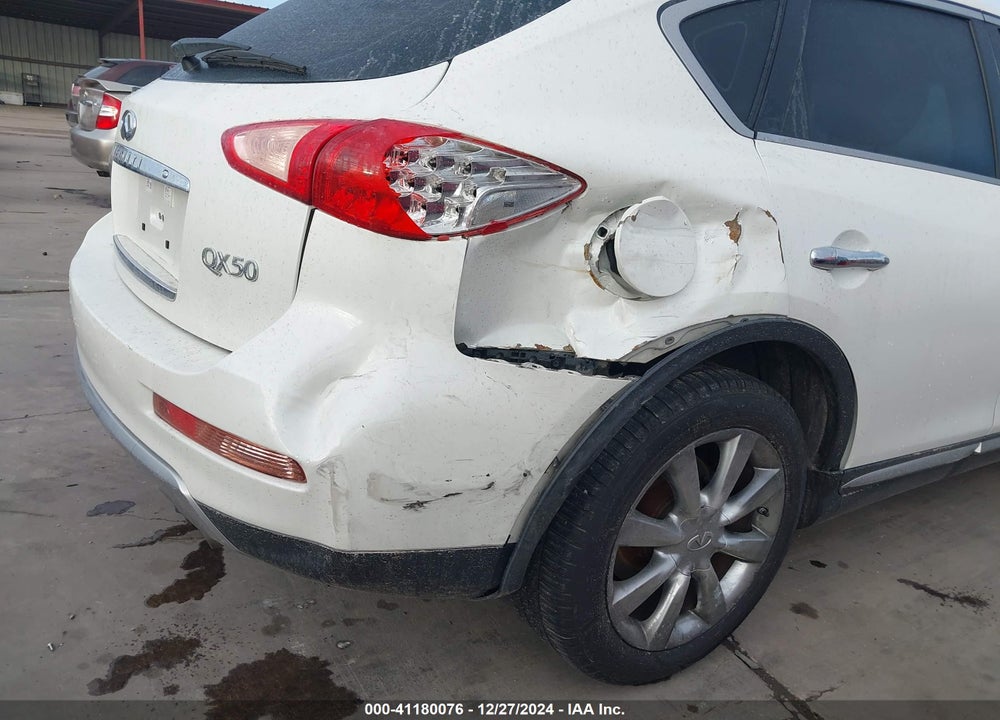 2017 INFINITI QX50 VIN: JN1BJ0RP9HM384695
