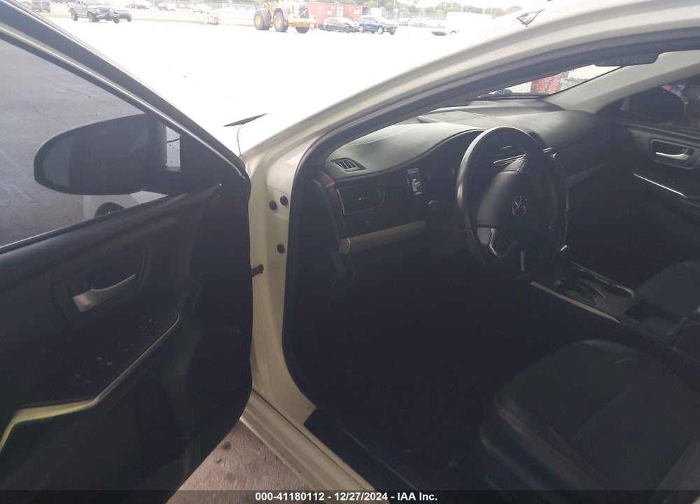 2017 TOYOTA CAMRY SE VIN: 4T1BF1FK4HU334053