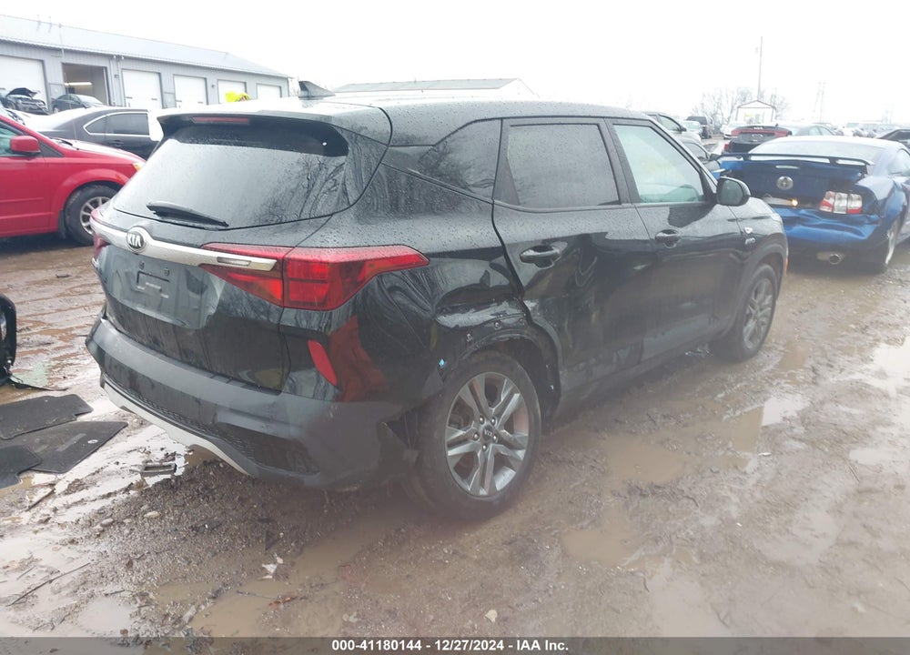 2021 KIA SELTOS LX VIN: KNDEPCAA4M7186424