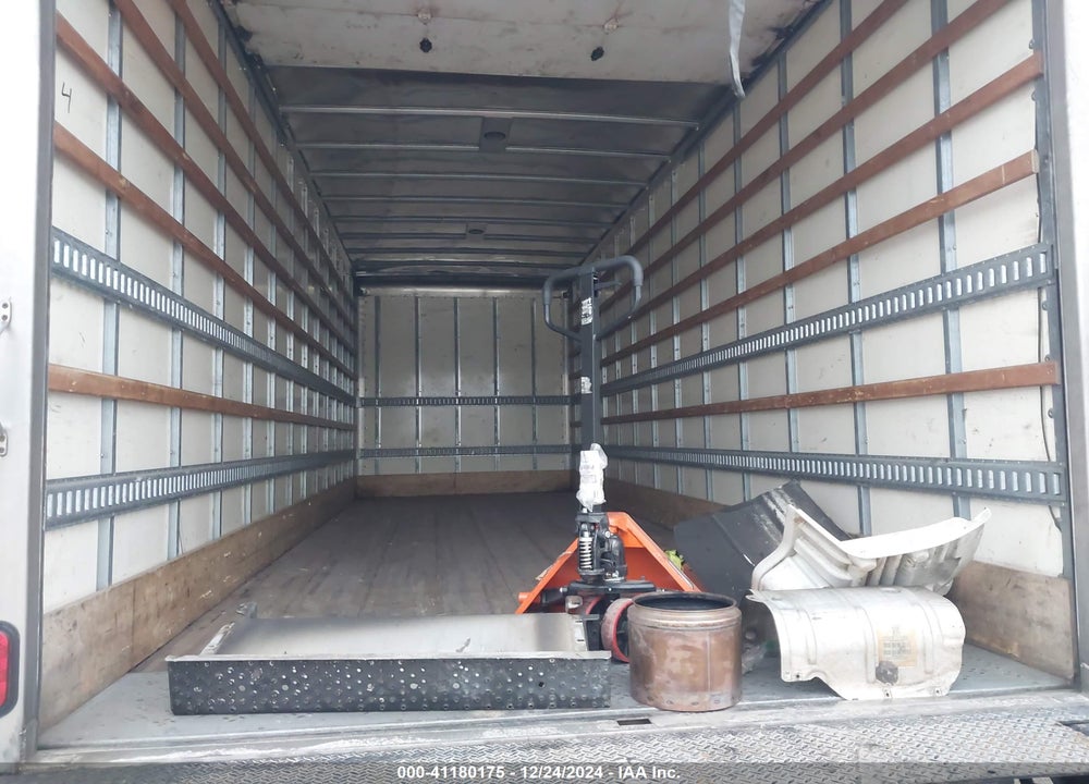 2018 FREIGHTLINER M2 106 VIN: 1FVACWFB8JHJP3988
