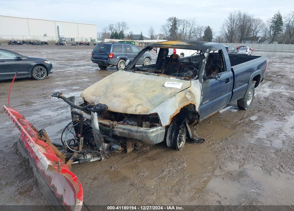 2000 CHEVROLET SILVERADO 2500 VIN: 1GCGK24U7YE122872