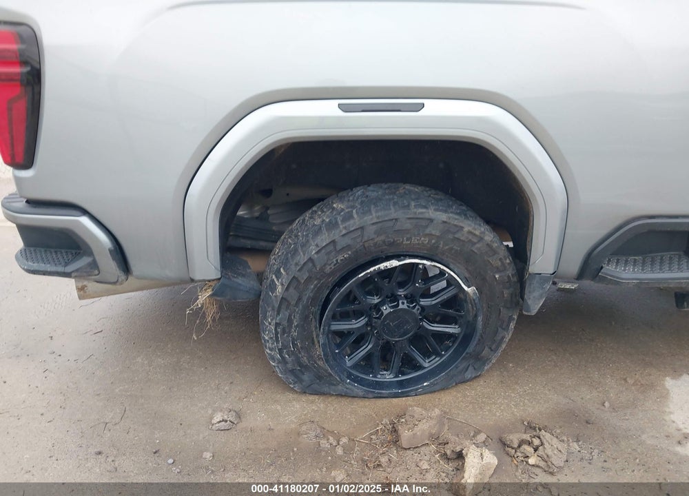 2024 GMC SIERRA 2500HD 4WD  STANDARD BED DENALI ULTIMATE VIN: 1GT49XEY1RF143712