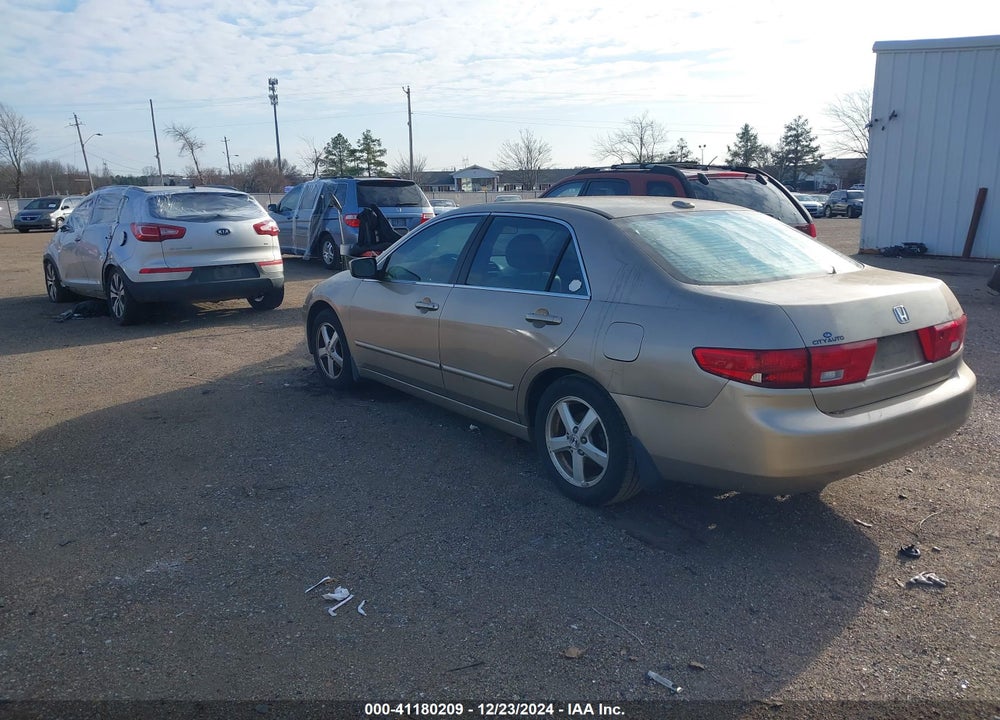 2005 HONDA ACCORD 2.4 EX VIN: 1HGCM56765A130600