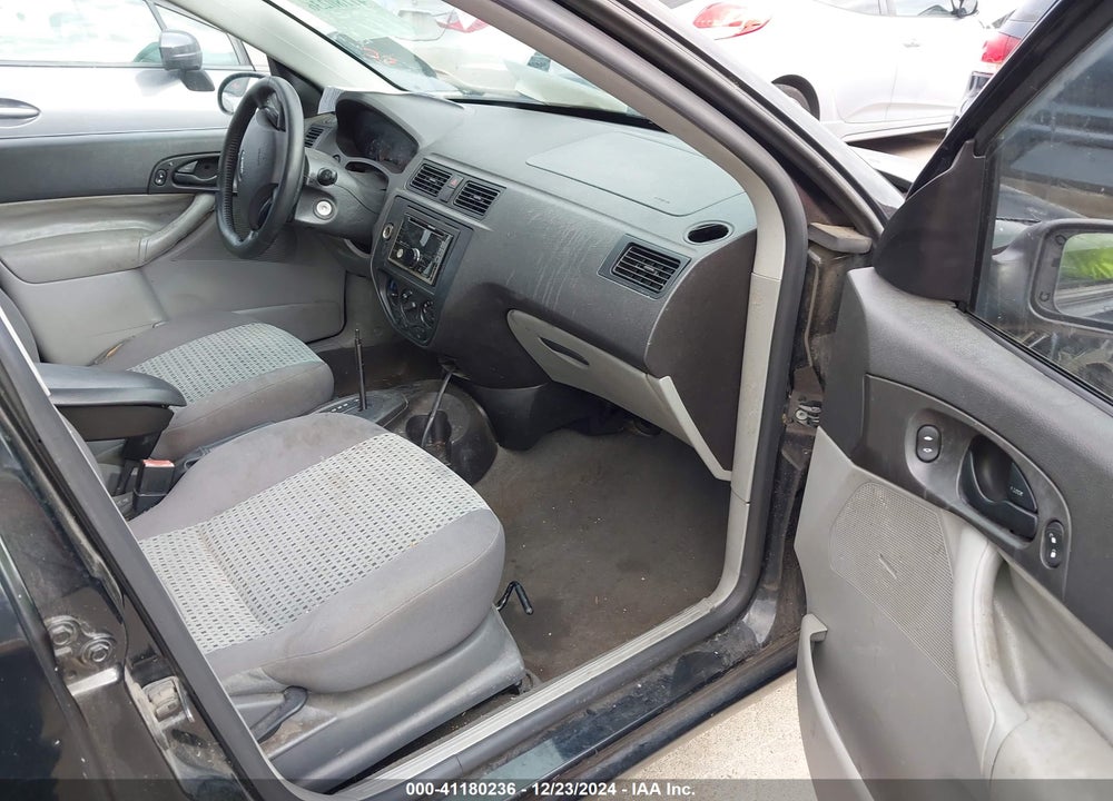 2007 FORD FOCUS VIN: 1FAHP34N67W291655