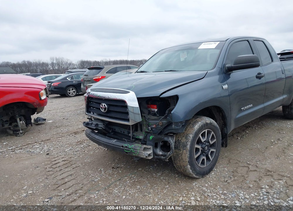 2008 TOYOTA TUNDRA BASE 4.7L V8 VIN: 5TBBT54158S463902