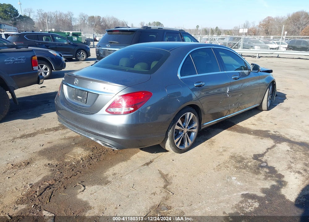 2017 MERCEDES-BENZ C 300 LUXURY/SPORT VIN: 55SWF4JB0HU182536