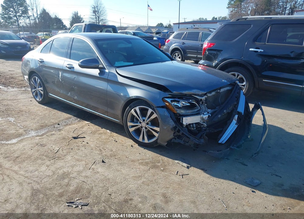 2017 MERCEDES-BENZ C 300 LUXURY/SPORT VIN: 55SWF4JB0HU182536