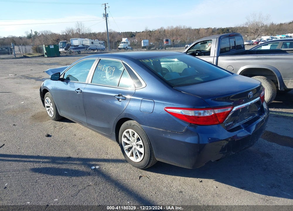 2017 TOYOTA CAMRY LE VIN: 4T1BF1FK6HU724507