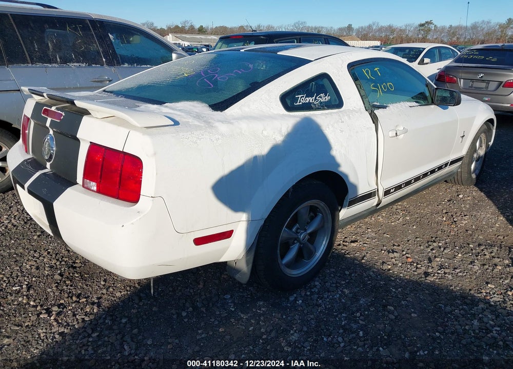 2006 FORD MUSTANG VIN: 1ZVHT80N265180594